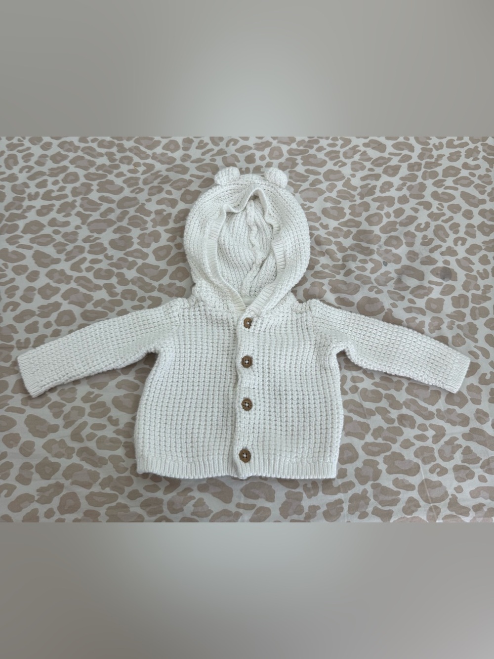 Carter’s knit hooded cardigan sweater with bear ears